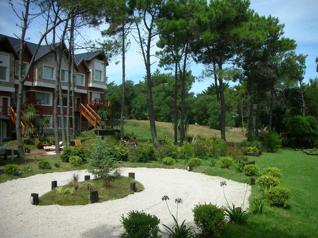 Aparthotel Haras Del Bosque Mar de Las Pampas Esterno foto
