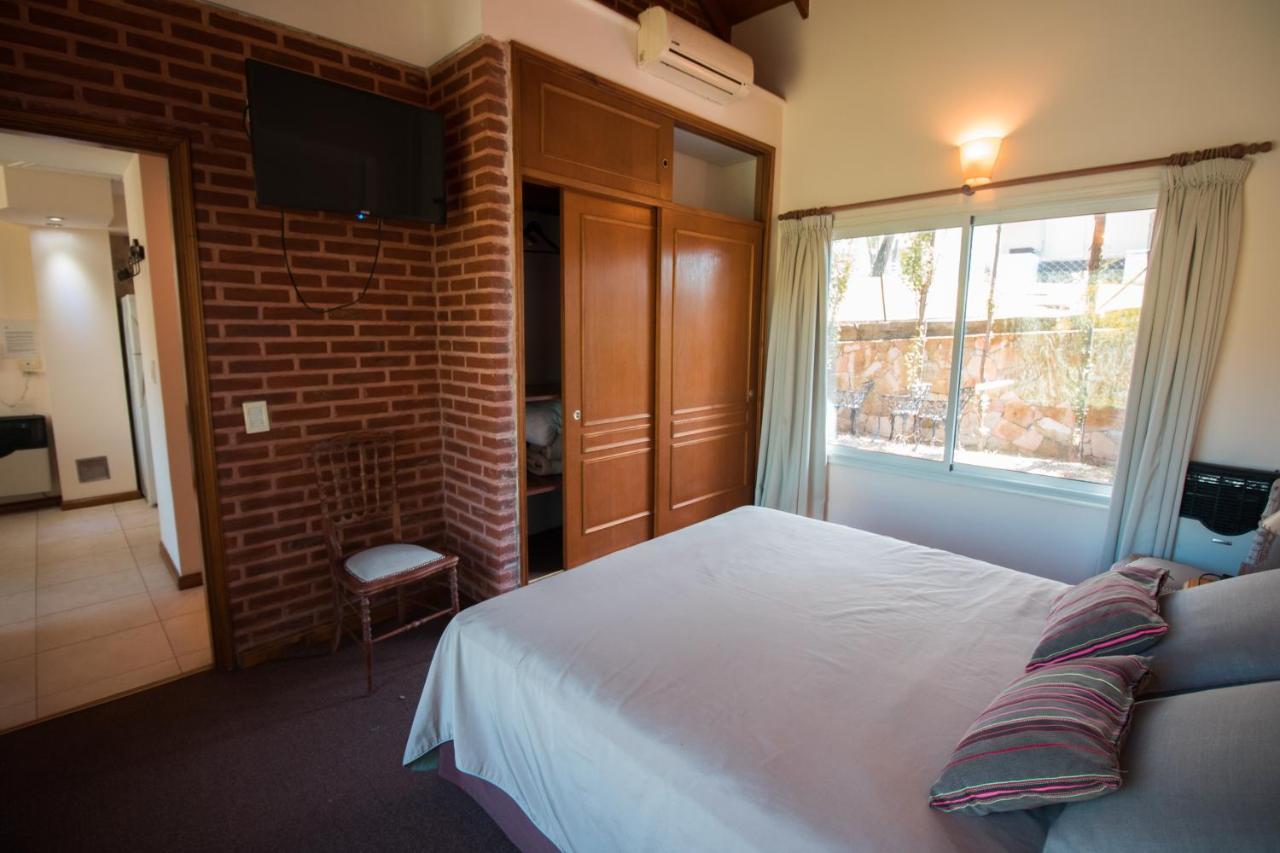 Aparthotel Haras Del Bosque Mar de Las Pampas Esterno foto